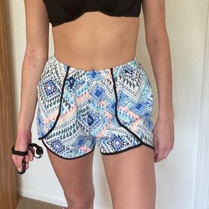 TCEC colorful patterned high waist shorts